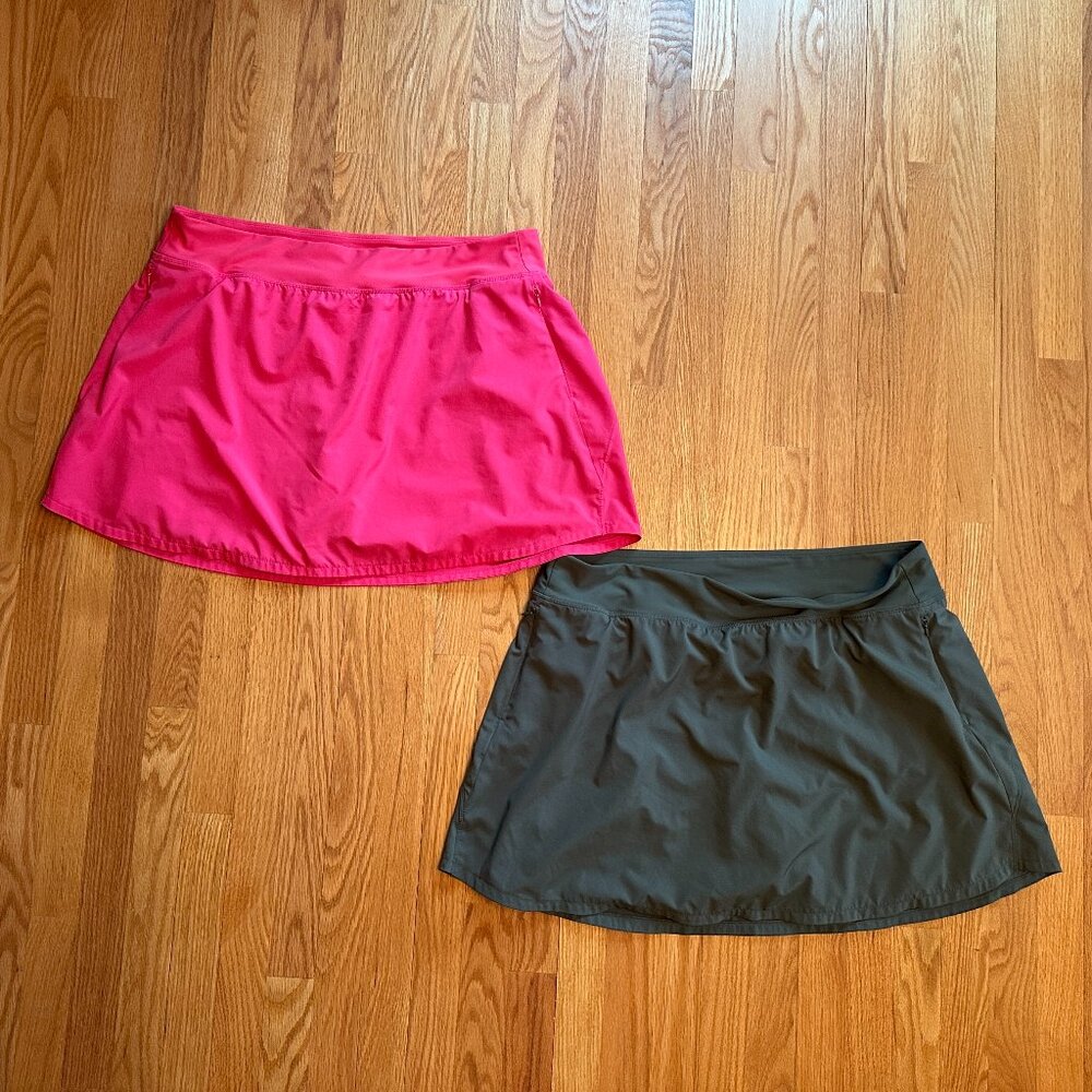 TWO Old Navy Stretch Tech Quick Dry Skorts- XXL